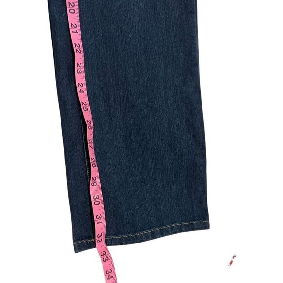 Eddie Bauer Dark Wash Straight leg Jean size 12/31 NWOT - Picture 15 of 15